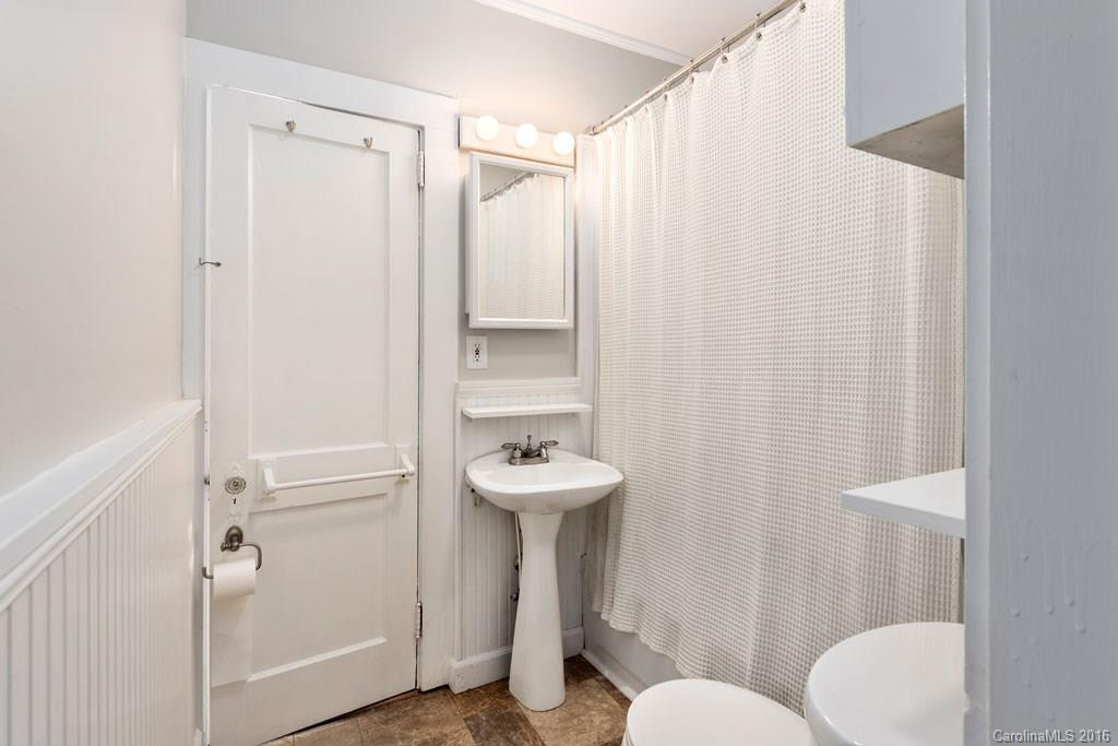 11 Lee Avenue - Photo 15