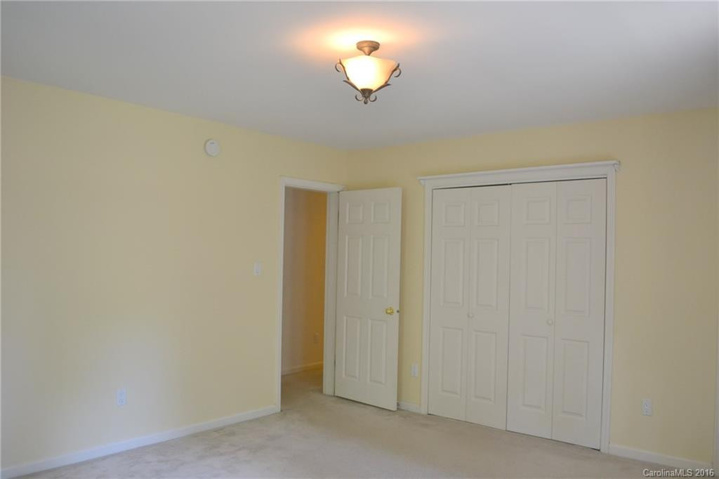1 Pickwick Road - Photo 18