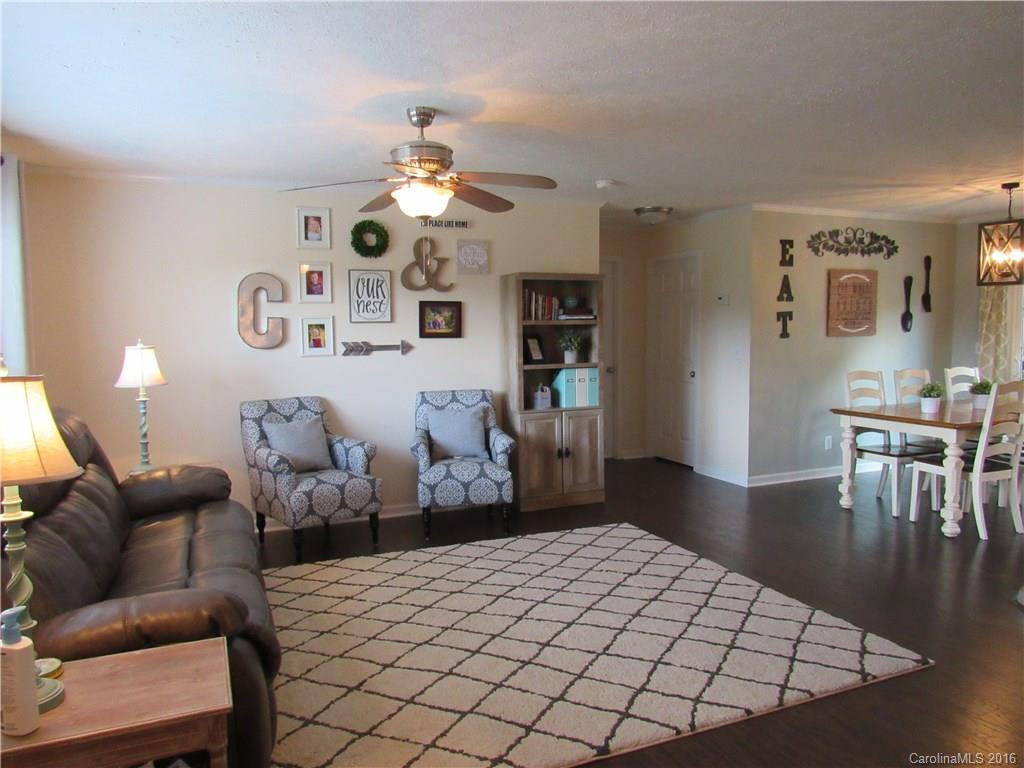 201 Ladybug Lane - Photo 6