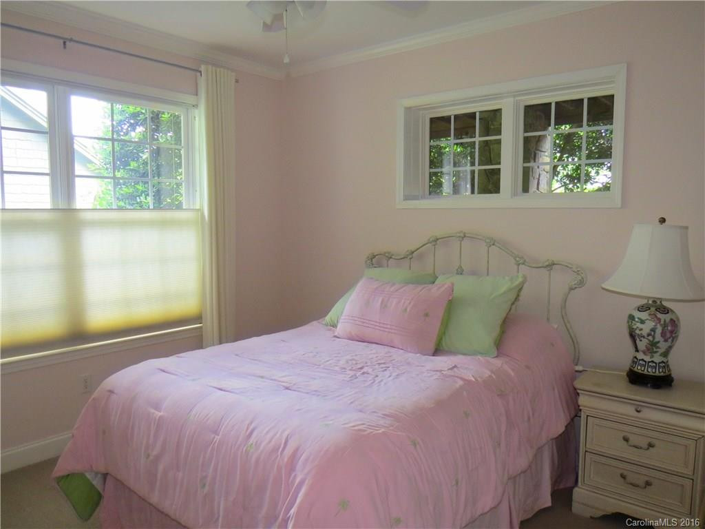 144 Meadow View Road #V12 - Photo 16