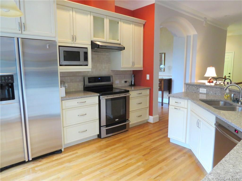 144 Meadow View Road #V12 - Photo 6