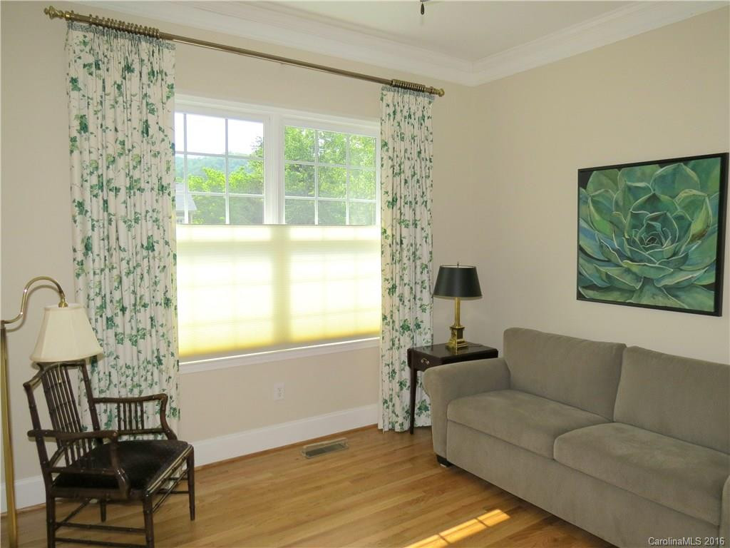144 Meadow View Road #V12 - Photo 8
