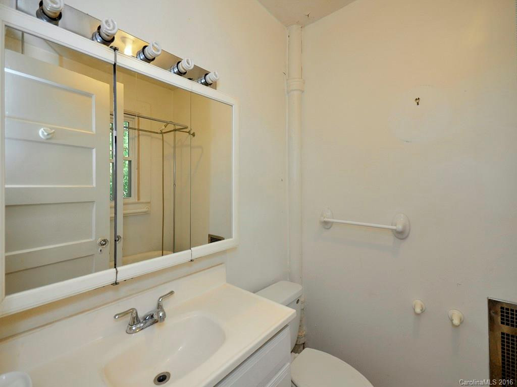 365 Fairview Road - Photo 3