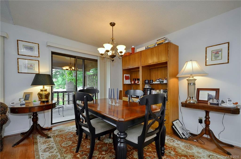 8 Village Drive #8 - Photo 2