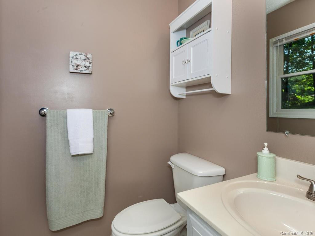 324 Fountain Trace Drive - Photo 13