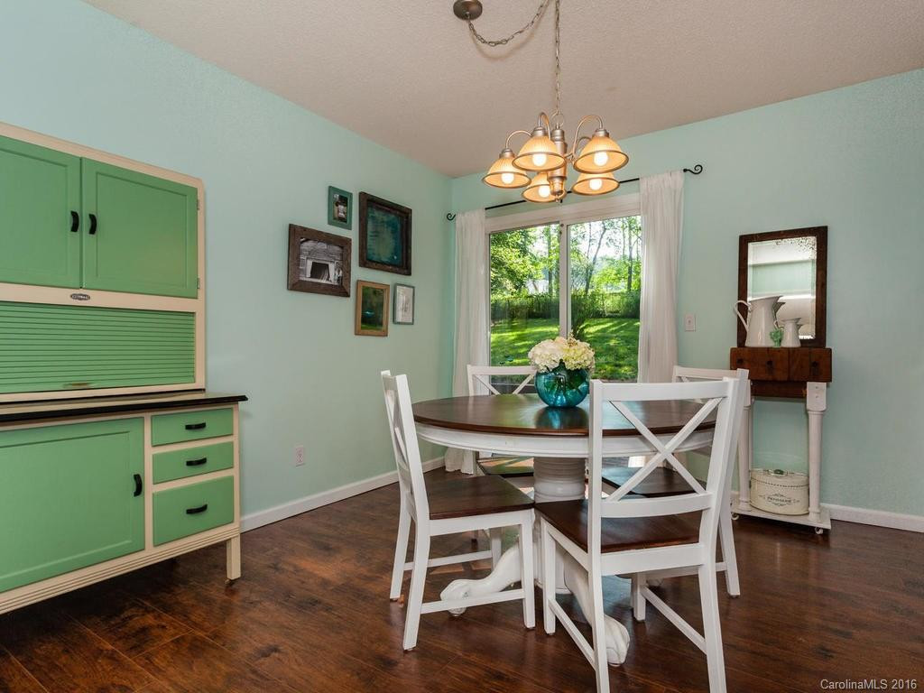 324 Fountain Trace Drive - Photo 8