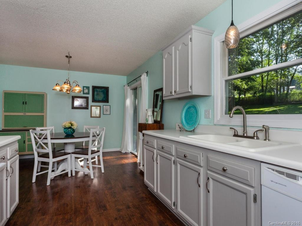 324 Fountain Trace Drive - Photo 9