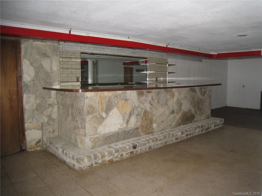 4 Chateau Place #19 - Photo 14
