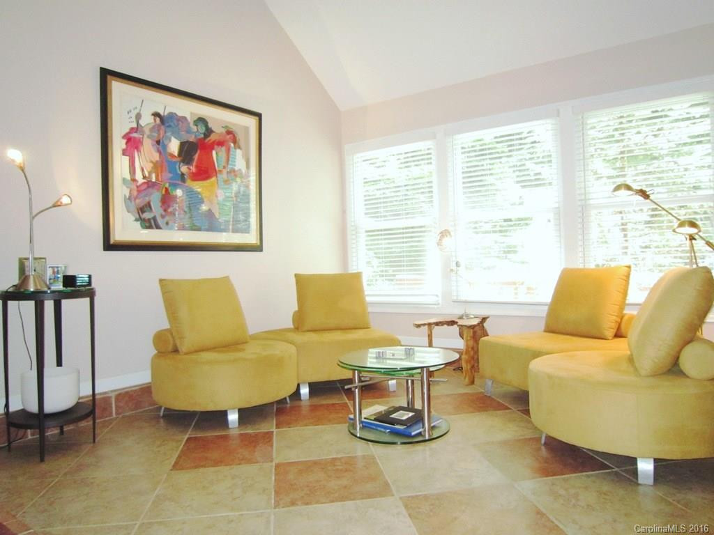 341 Webb Cove Road - Photo 3