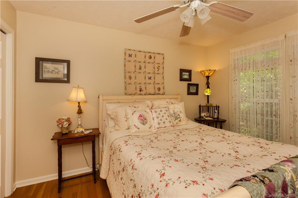 22 Old Applewood Lane #22 - Photo 15