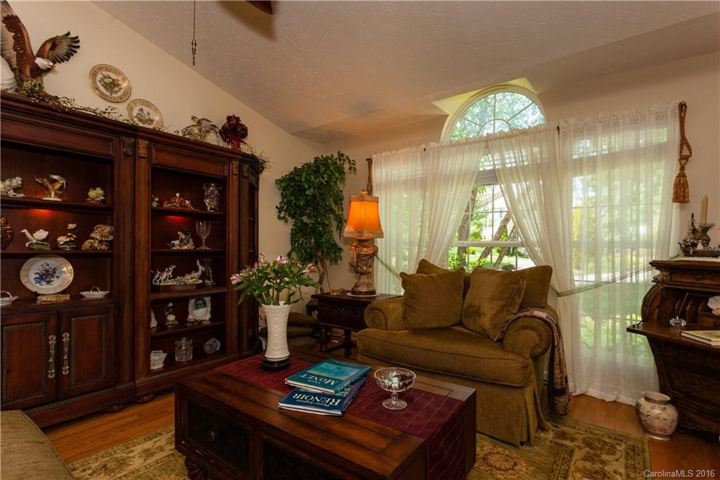 22 Old Applewood Lane #22 - Photo 5