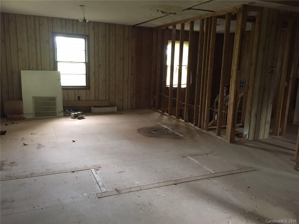 2906 Hickory Grove Church Road - Photo 8