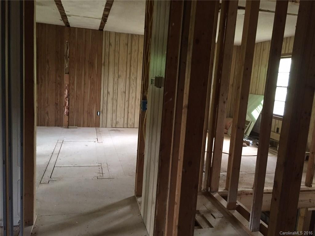 2906 Hickory Grove Church Road - Photo 9