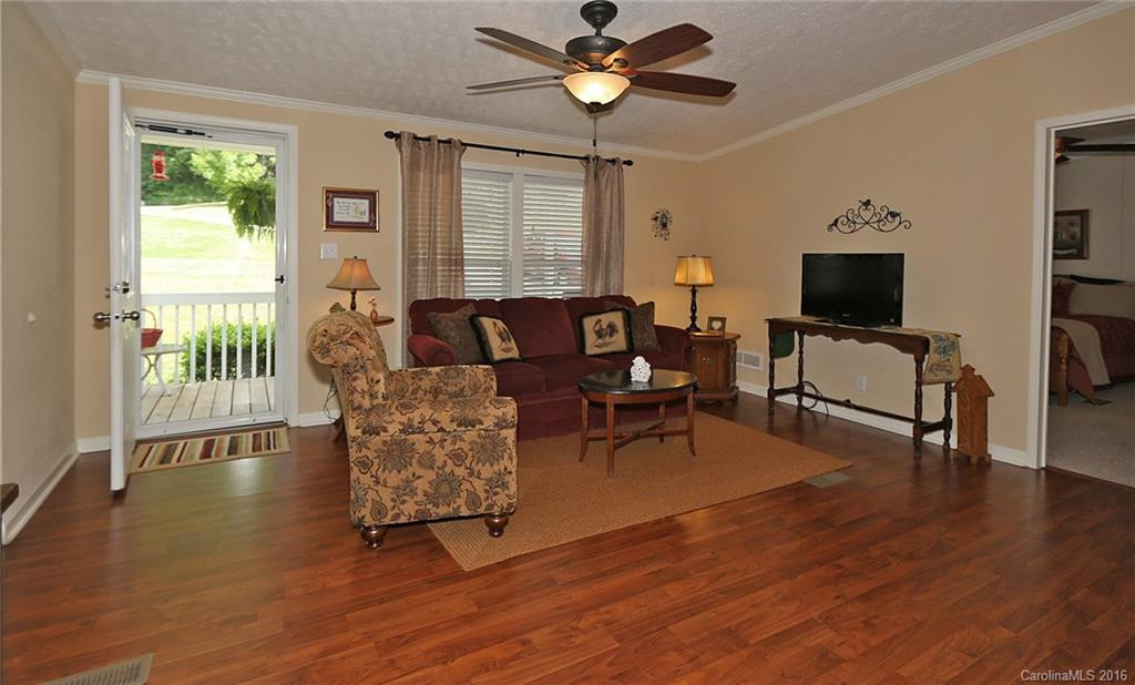233 4th Street - Photo 4