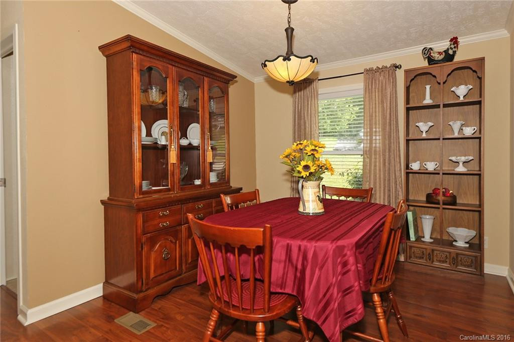 233 4th Street - Photo 8
