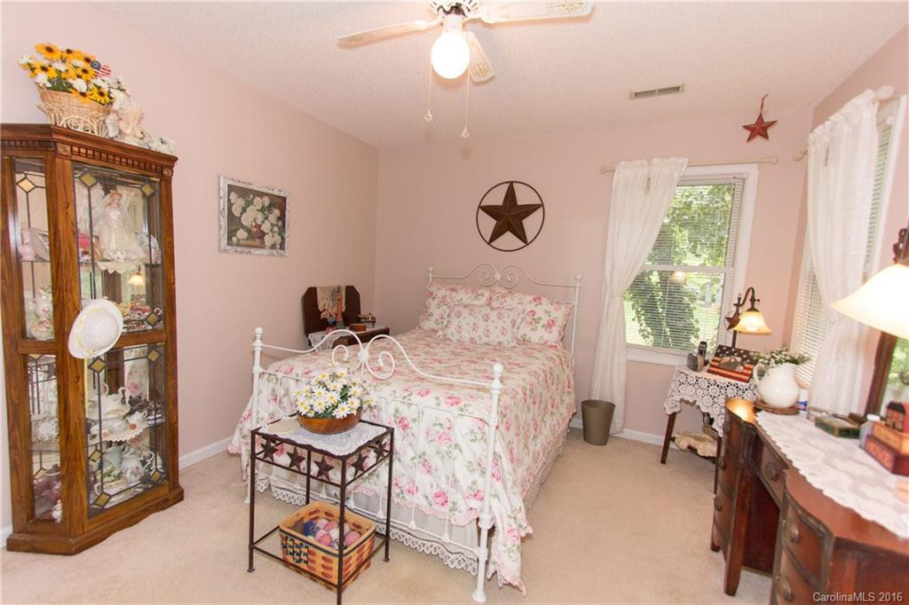 16 Oaks Circle - Photo 16