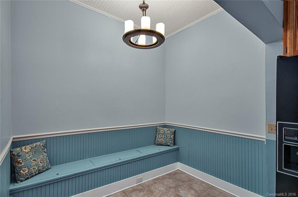 5 Howland Road - Photo 7
