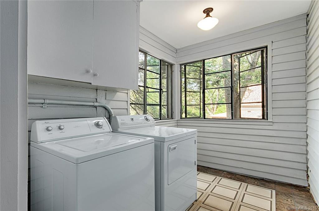 5 Howland Road - Photo 8