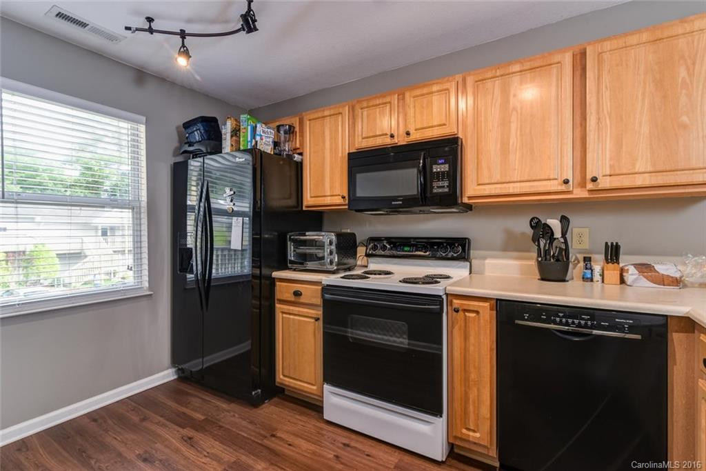 511 Carlyle Way #511 - Photo 5