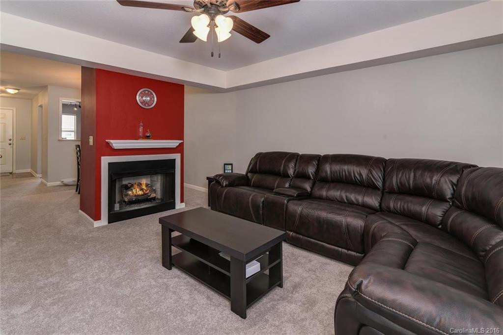 511 Carlyle Way #511 - Photo 6