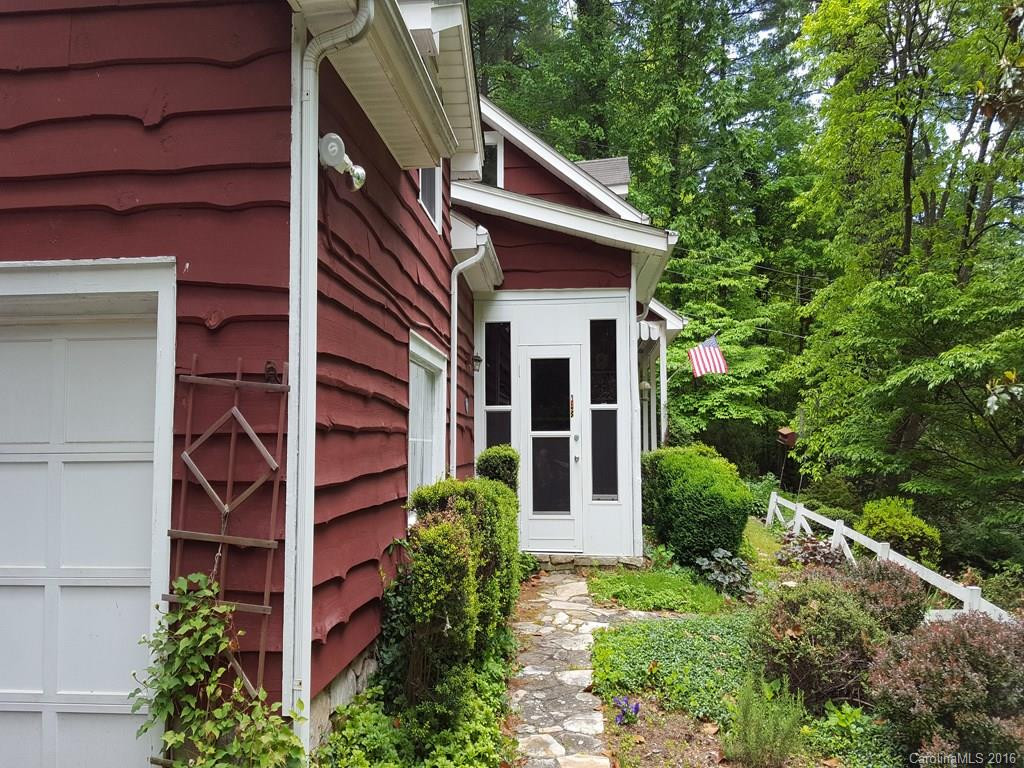 1512 Carleton Terrace #04 - Photo 2