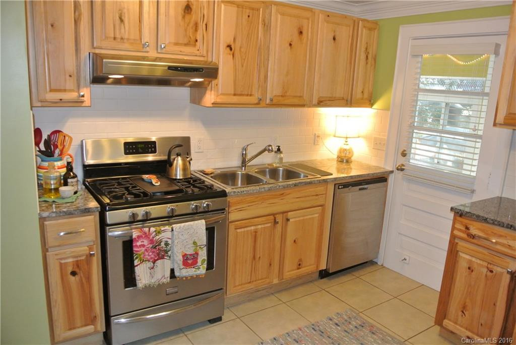 102 Middlemont Avenue - Photo 2