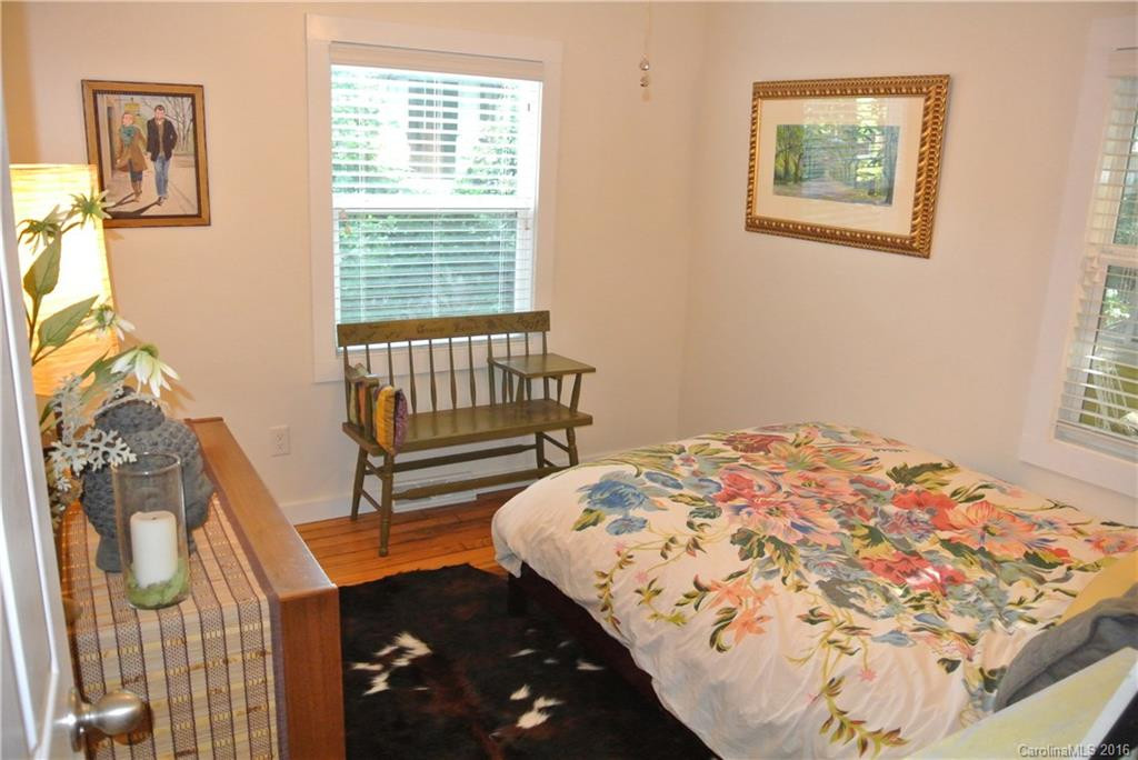 102 Middlemont Avenue - Photo 9