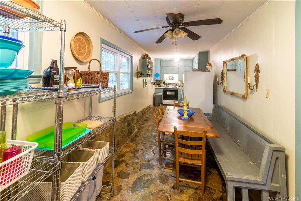 340 Texas Road - Photo 8