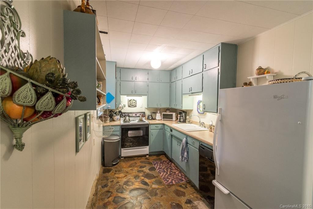 340 Texas Road - Photo 9