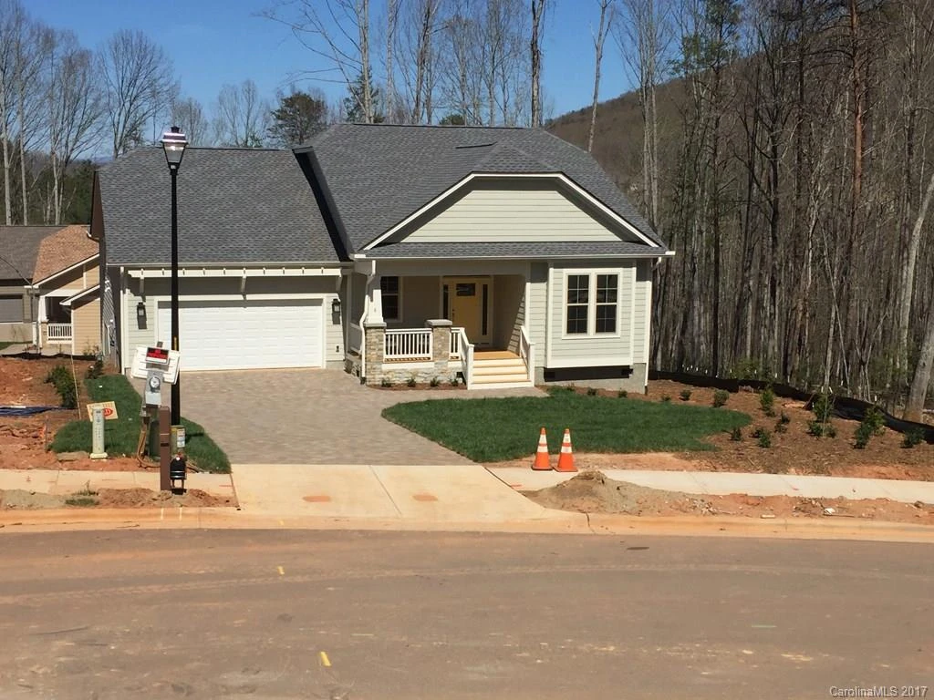 8 Estatoe Gap Road #1111