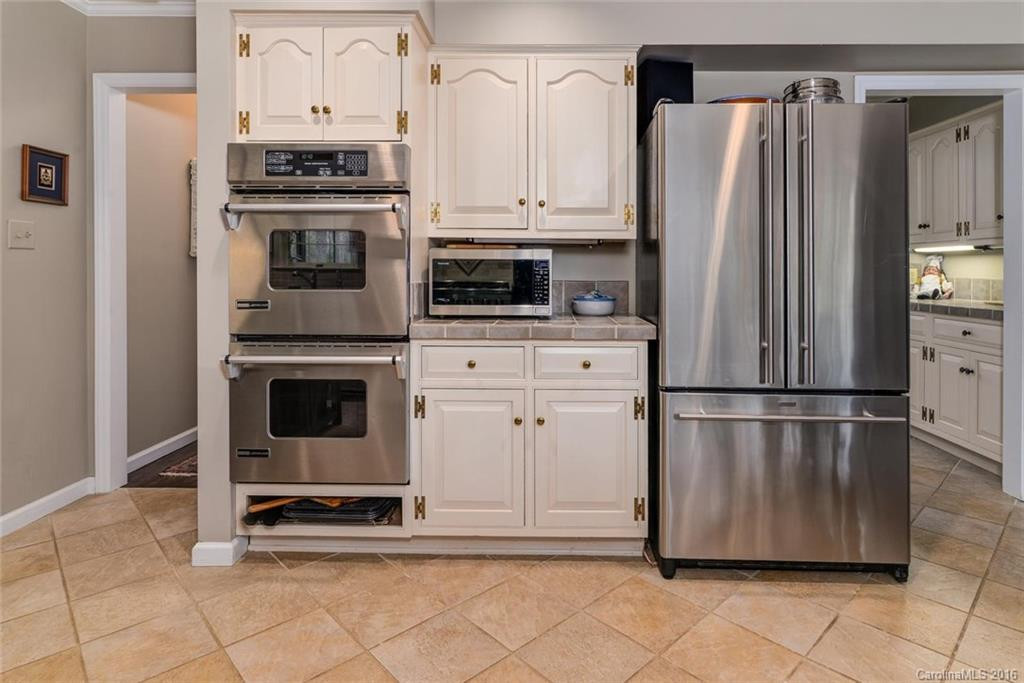9 Stuyvesant Crescent - Photo 13