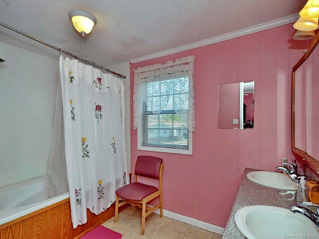 32 Parker Road - Photo 7