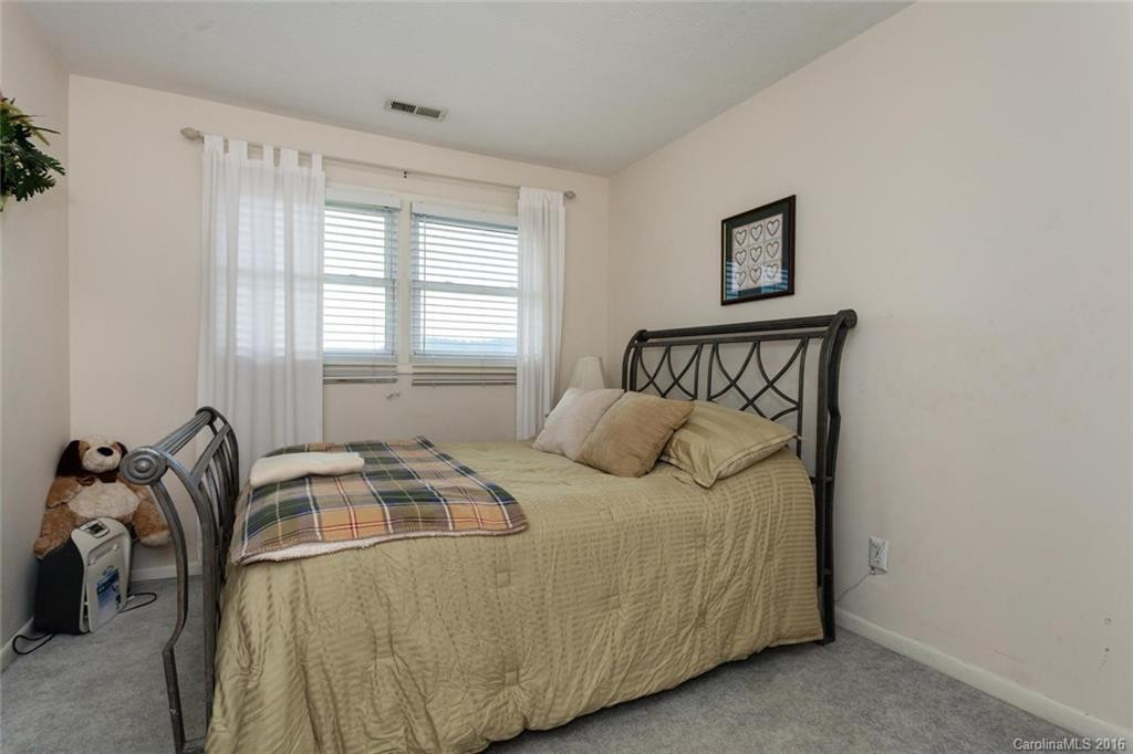 106 Hillcrest Drive #TR A,B - Photo 16
