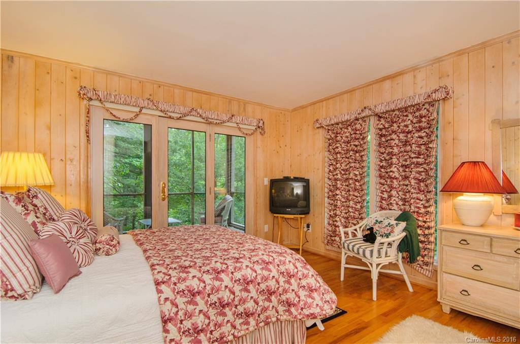 182 Old Hillside Lane - Photo 18