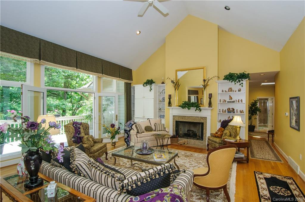 182 Old Hillside Lane - Photo 4