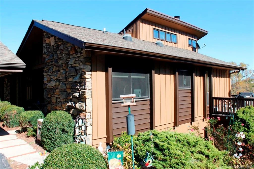 110 Woodbridge Drive #110