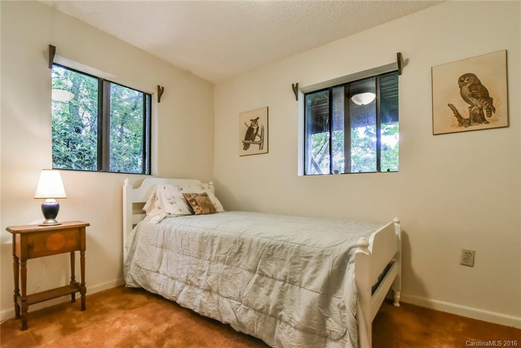 252 Holland Drive - Photo 14