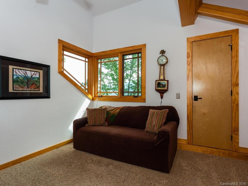 385 Little Creek Drive - Photo 16
