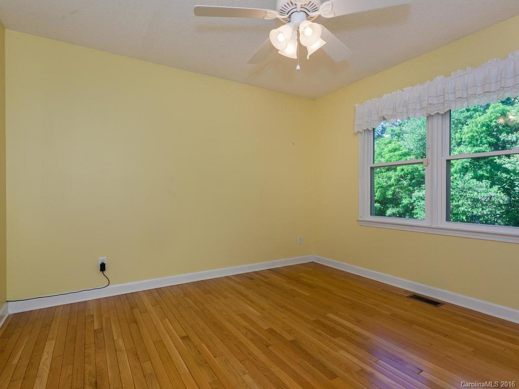 2 Derry Drive - Photo 16
