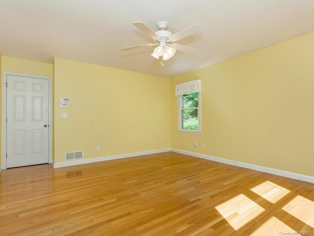 2 Derry Drive - Photo 17
