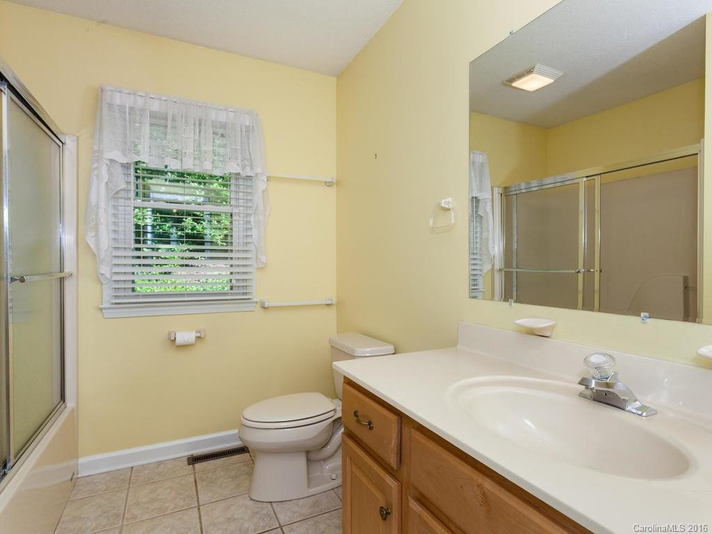2 Derry Drive - Photo 19