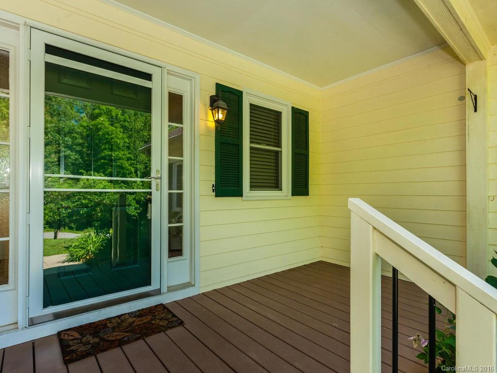2 Derry Drive - Photo 4