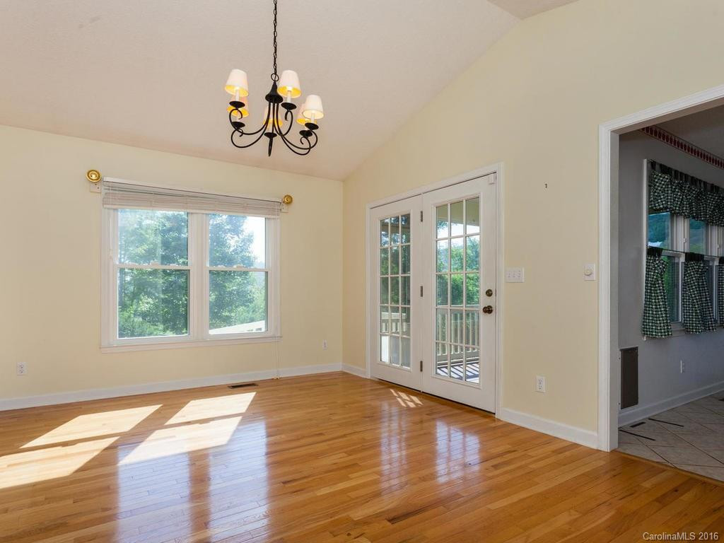 2 Derry Drive - Photo 8