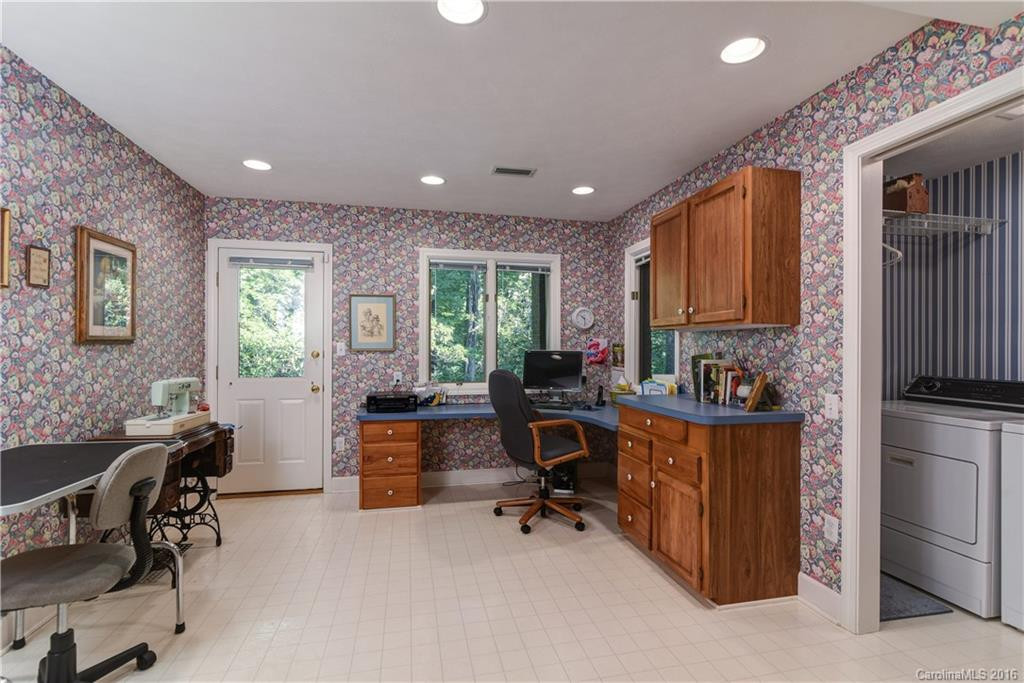 510 Overlook Drive - Photo 19