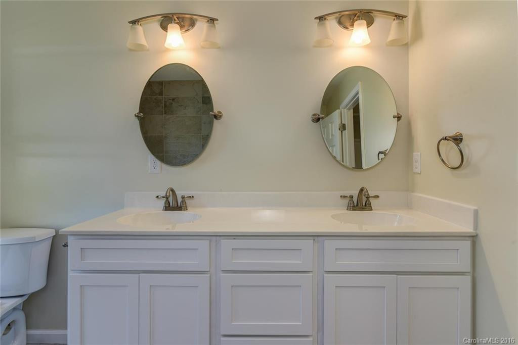 435 Asbury Road - Photo 10