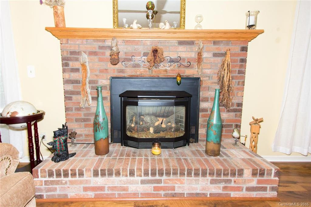 138 White Pine Drive - Photo 4