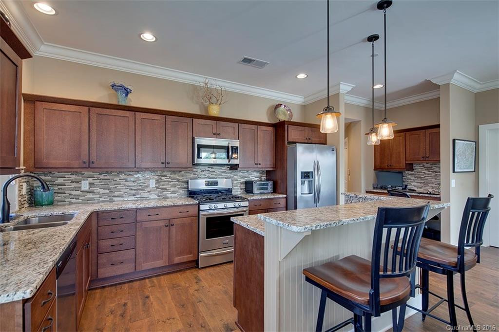 29 French Broad Street #401 - Photo 2