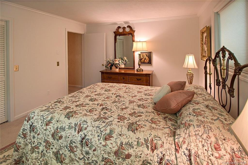 19 Cedarbrook Drive #19 - Photo 18