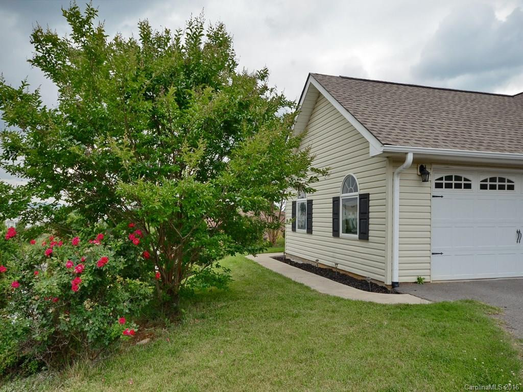 2 Climbing Aster Way - Photo 13