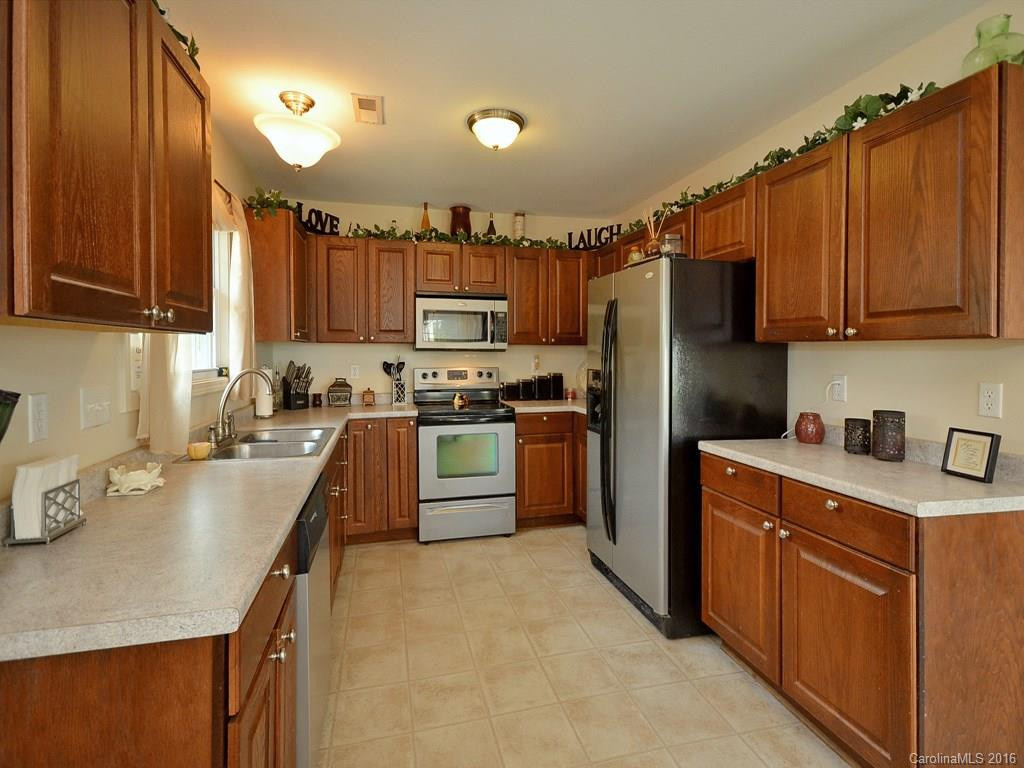 2 Climbing Aster Way - Photo 4